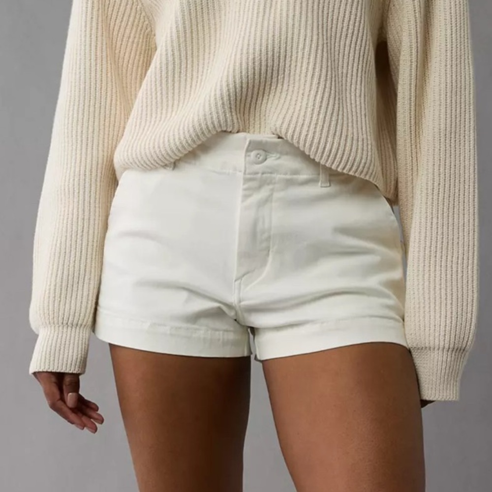 AE White Stretch High-Waisted Trouser Short Short Womens Size 4 American Eagle